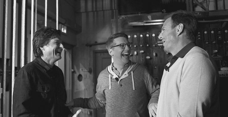 how did Jason Bateman and Sean Hayes meet?